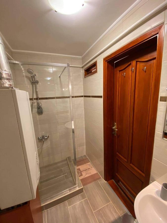Hellasz Apartman ギュラ エクステリア 写真
