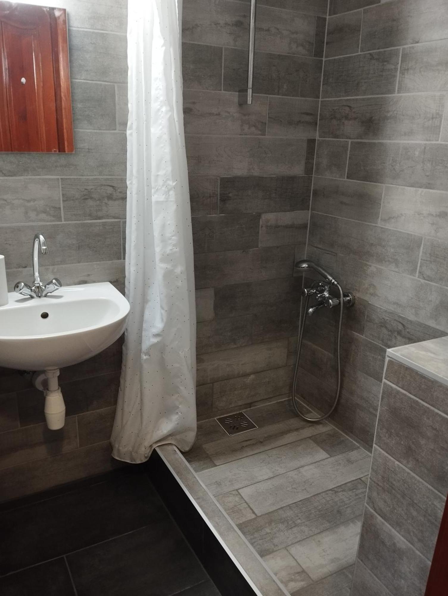 Hellasz Apartman ギュラ エクステリア 写真